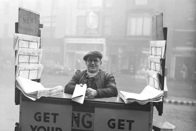Luton News on sale at a Park Square news stand in November 1953. 4vv-bH_P_RkxQtsdadOQ
