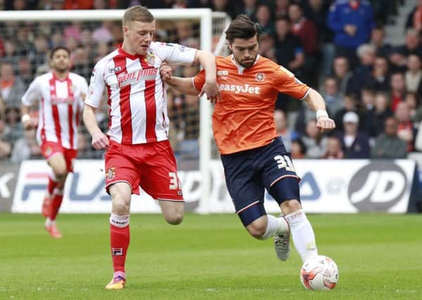 Elliot Lee in action for Luton during his loan spell