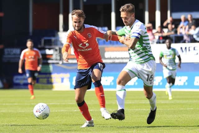 Hatters midfielder Andrew Shinnie